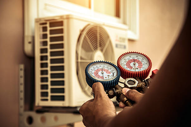 Professional Ductwork Repair technician working in Long Eddy, NY